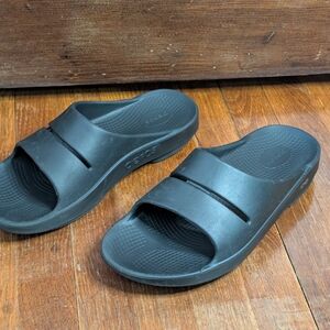 Oofos OOahh Slide Sandals Men 11 Black Recovery Comfort Slip-On Mules EU 44